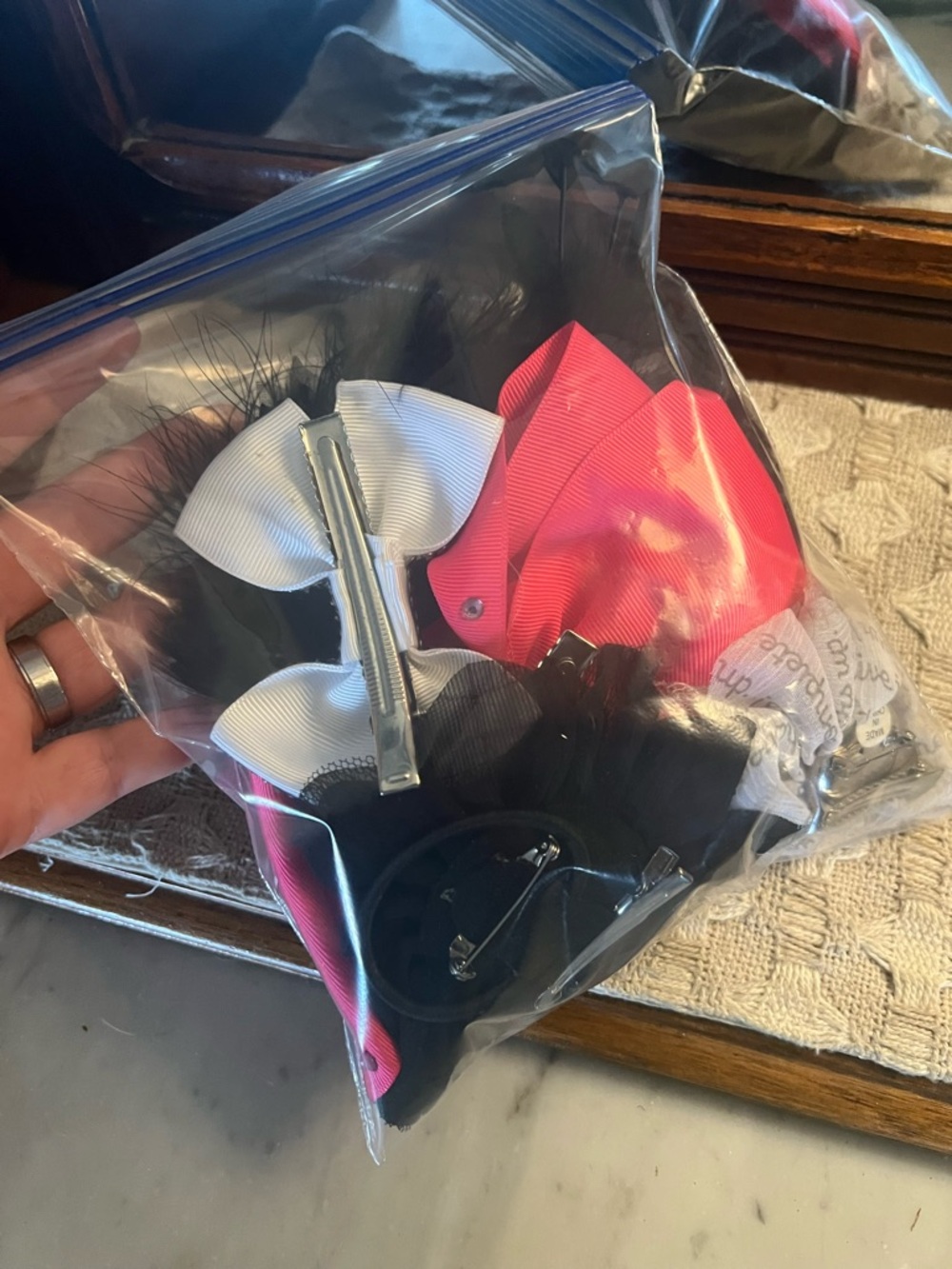 HAIR ACCESSORIES Bag of 2 Bows, 2 Flowers and 1 Halloween Fascinator 5 Pieces